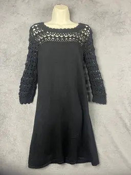 Lilly Pulitzer Dress Women’s Size M Black 100% Merino Wool Crochet Lace Sleeve Shift