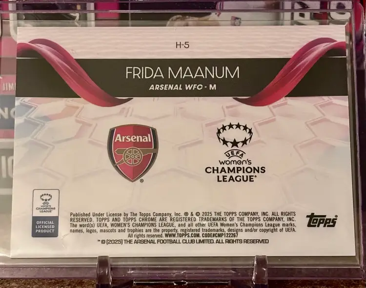 Frida Maanum 2024/25 Topps Chrome UWCL Helix Case Hit Arsenal Norway Soccer Card