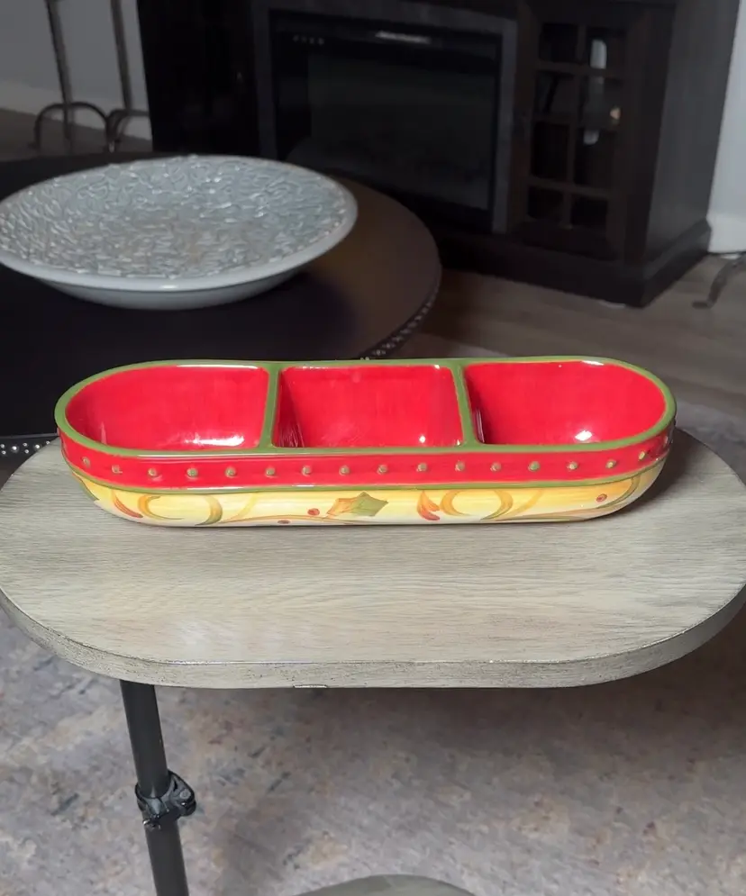 DEMDACO Crimson Berries Three Section Serving Tray 14”