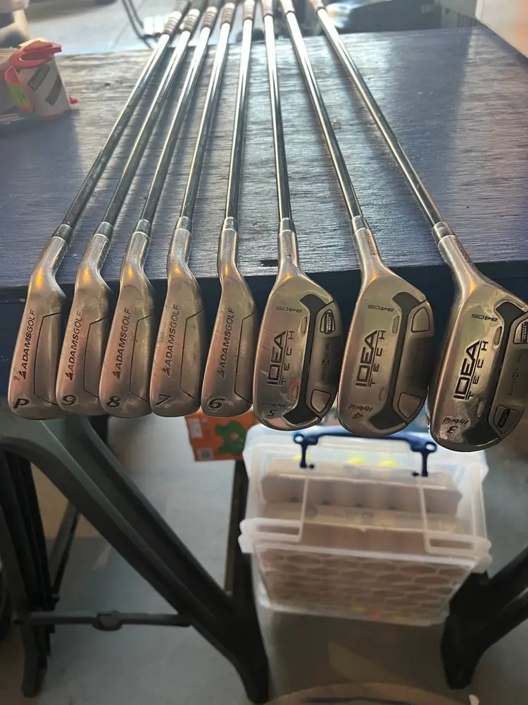 Adam’s A40s 3-pw tour AD Shafts