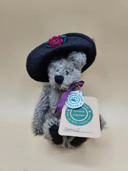 Small Boyds Bear with Movable Arms & Legs