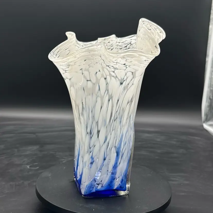 Blue And White Handmade Art Glass Vase