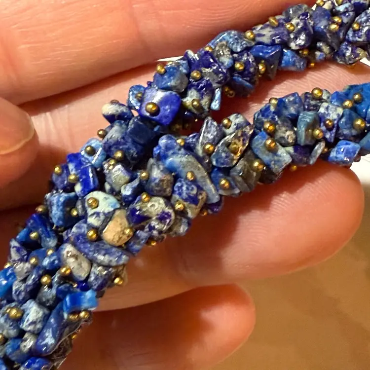 Stunning Blue Lapis Lazuli Chip Necklace and Bracelet Set **Giftable!** (KK)