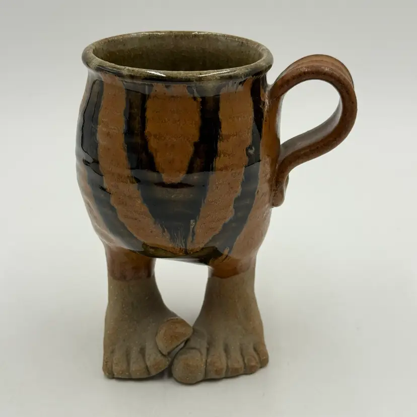 Art Pottery Vintage Stoneware Whimsical Bare Foot Toes Feet Vintage Mug