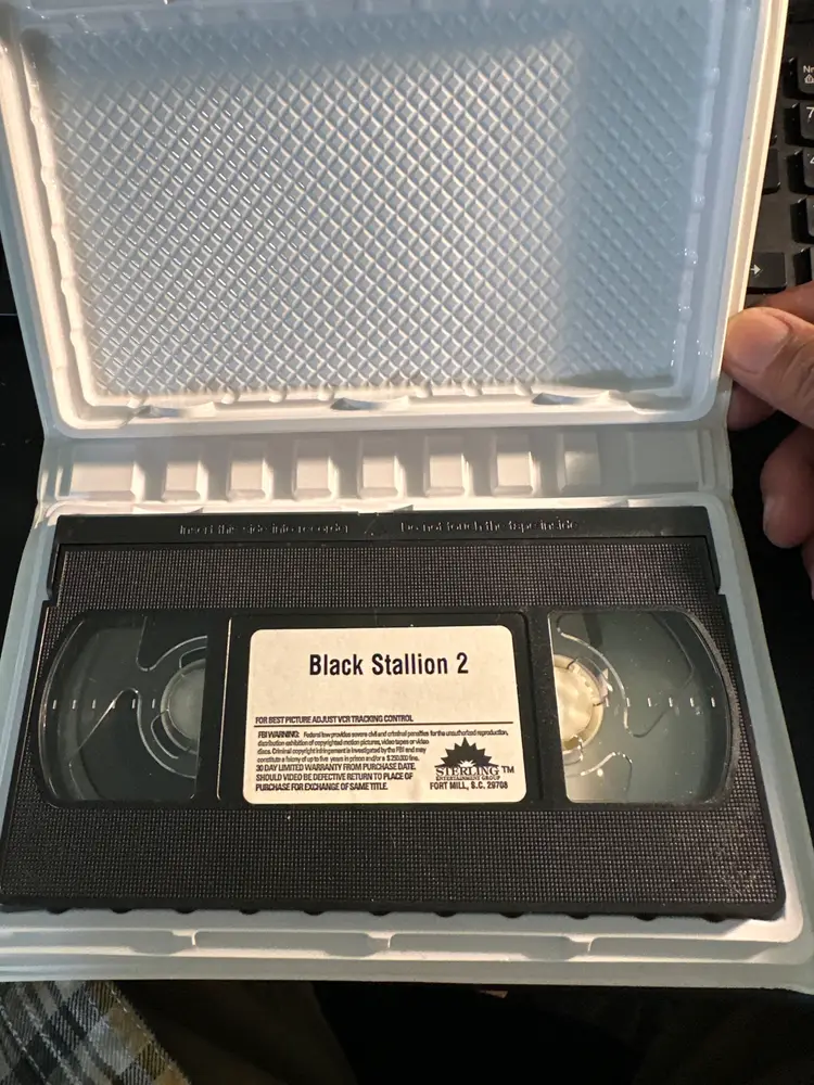 Classic Family Adventure: Return of the Black Stallion VHS (Mickey Rooney)
