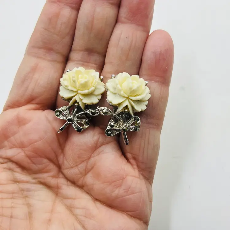 Coro White Rose Clip On Earrings Vintage 50s MCM Marcasites Silver Tone Feminine