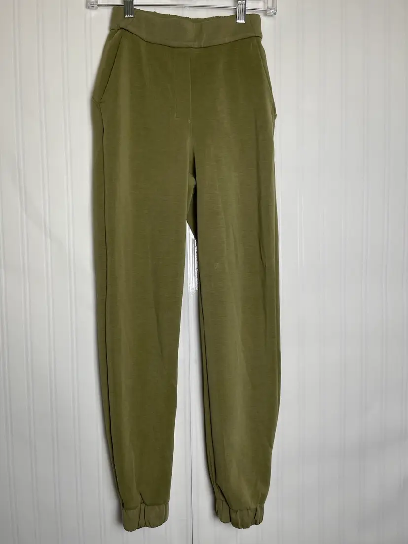 Lululemon Women's Softstreme Relaxed High Rise Jogger Pants 0 Bronze Green