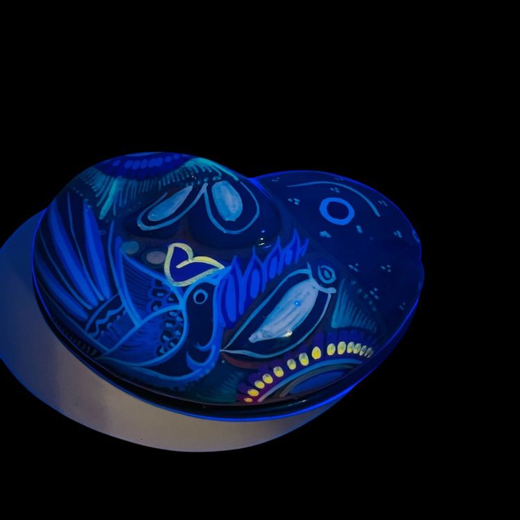 Cute Mexican Pottery Trinket Box GLOWS READ 2.5”x 4” FF