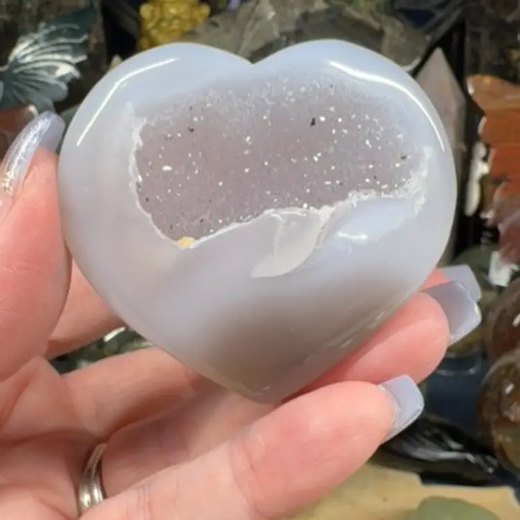 Druzy Agate Heart 10Q