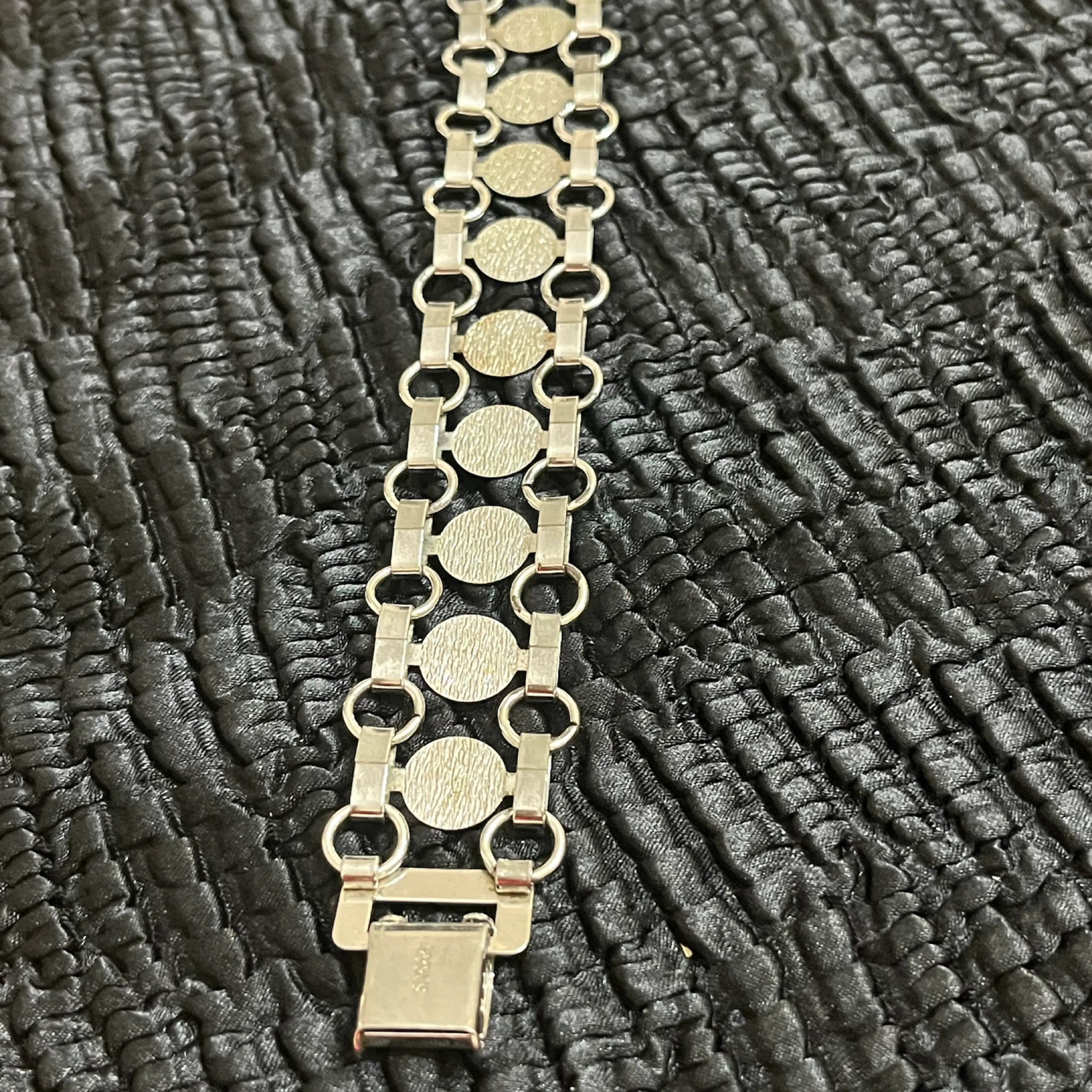 Image 2 of 10
