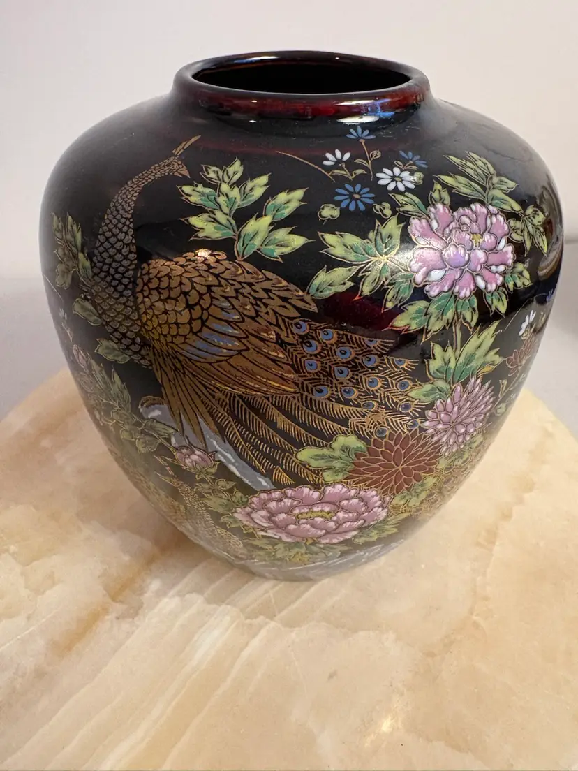 VINTAGE Imperial Kutani JAPANESE VASE PEACOCK DESIGN HANDPAINTED GOLD ACCENTS