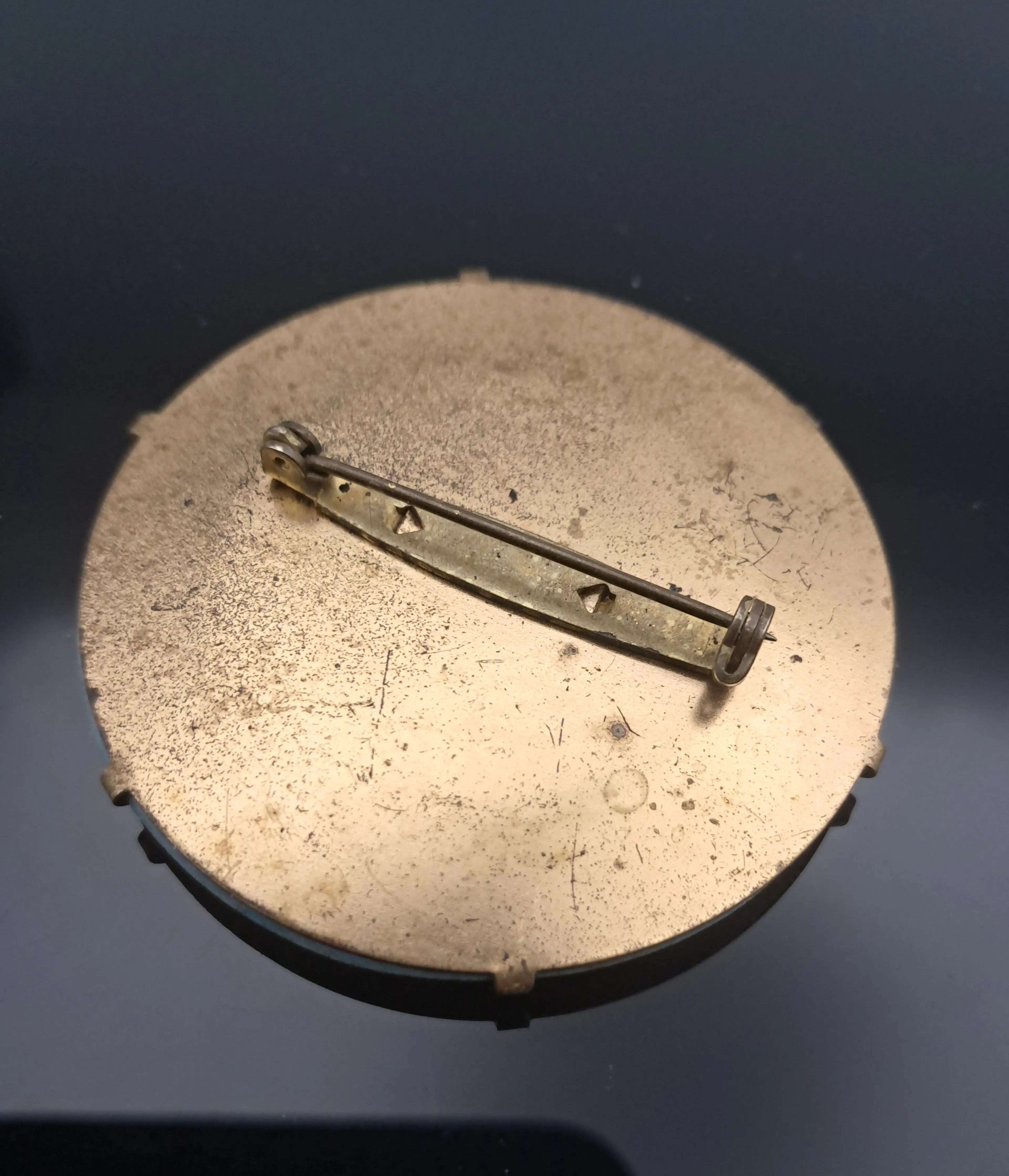 Image 2 of 2