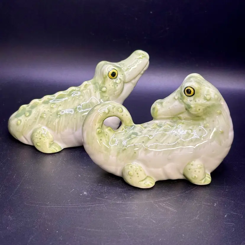 Pair of Alligator Crocodile Salt & Pepper Shakers Japan
