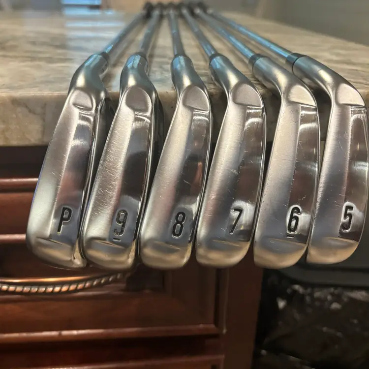 Srixon ZxiR 5-p. Mint Condition