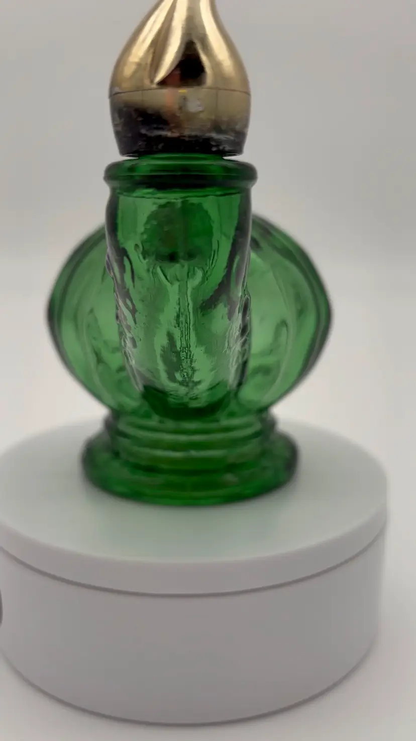 Avon Aladdin’s Lamp Green Glass Decanter with Original Vintage Box