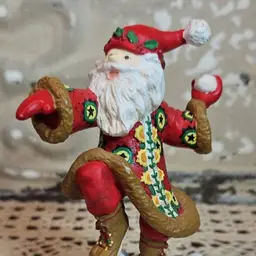 Mary Engelbreit "Make Good Cheer" Santa w/ Snowballs Christmas  Figurine