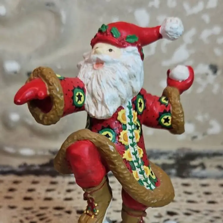 Mary Engelbreit "Make Good Cheer" Santa w/ Snowballs Christmas  Figurine