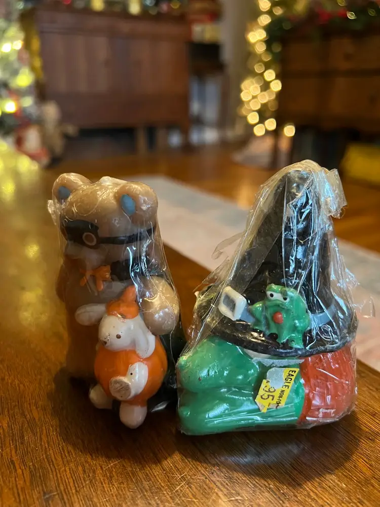 NOS Gibson Halloween Candles Pair With Book