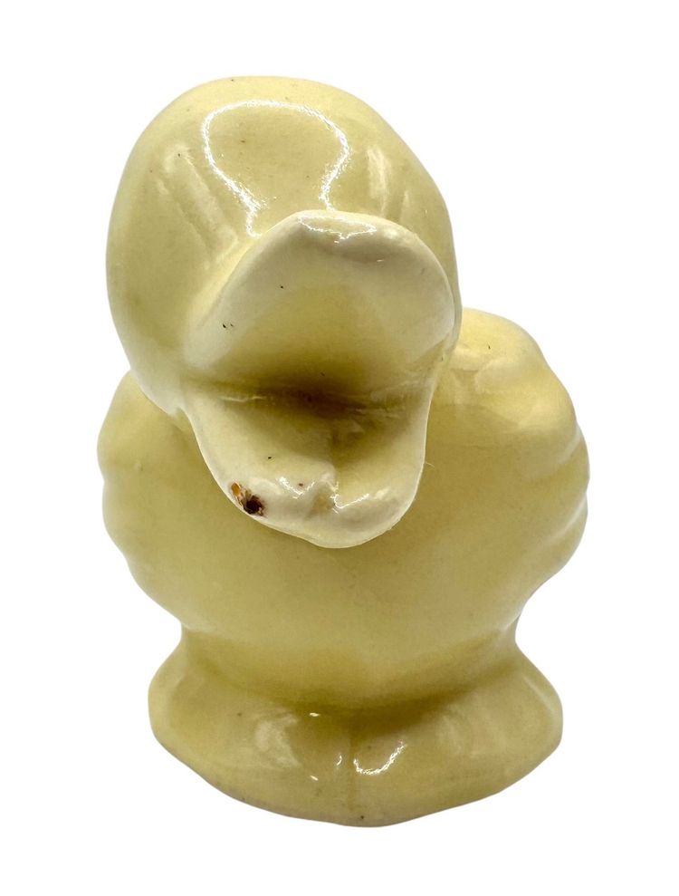 Vintage McCoy Pottery Duck Duckling Bird Planter Light Pale Yellow 3.75”