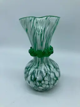 Vintage Green Art Glass Double Bud Vase, Glassware by Rainbow