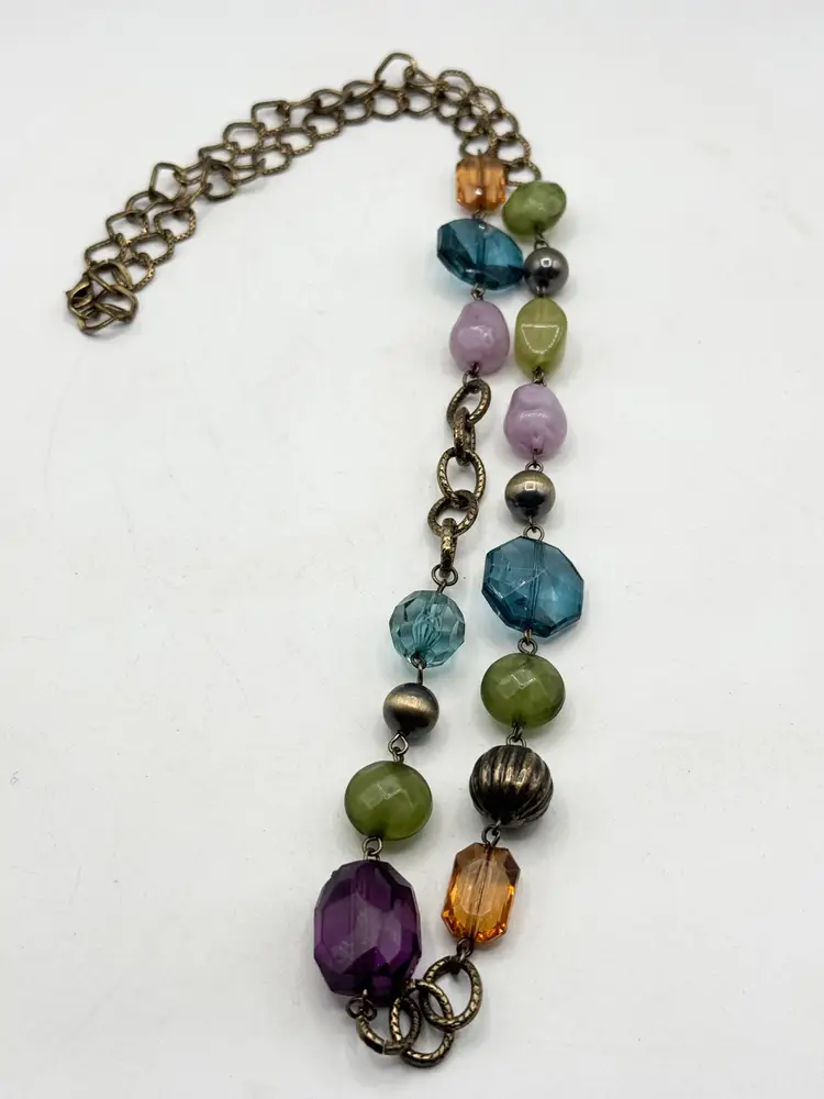 Acrylic crystal beaded chain vintage necklace