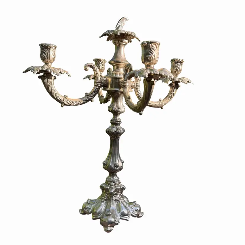Five-arm candelabra
Origin: Likely Italy or Southern Europe
Era: ~1950s–1970s
Material: Cast metal (brass or plated alloy)
Markings: Crown + model #1330 5 Arm Candelabra