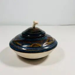 Signed Bill Campbell Studio Art Pottery Oil Lamp Lotus Flower Brown And Blue Drip Glaze  5”