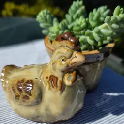 Chicken Lovers 🐔 Vintage Ceramic Egg Cup or Mini Planter