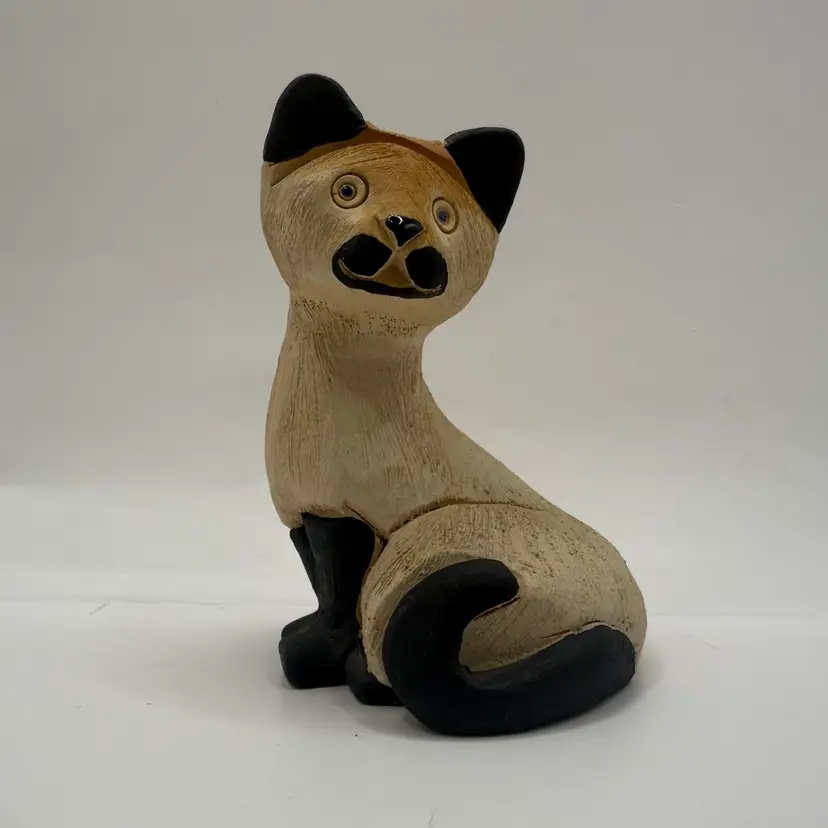 Artesanía Rinconada Siamese Cat Figurine 3.5”