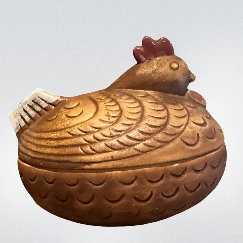 Vintage stoneware chicken hen covered trinket dish