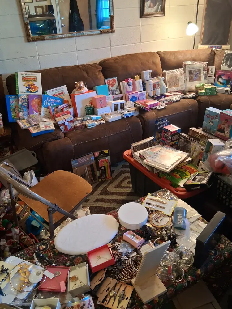 Christmas Shopping! All New, All Giftable!!