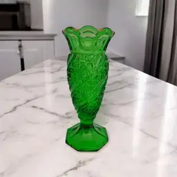 Antique EAPG Green Swirl & Diamond Cane Vase, U.S. Glass Co. c.1900 – Early American Pattern Glass – Scalloped Rim Gold Trim