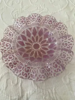 SYDENSTRICKER FUSED LAVENDER GLASS BOWL