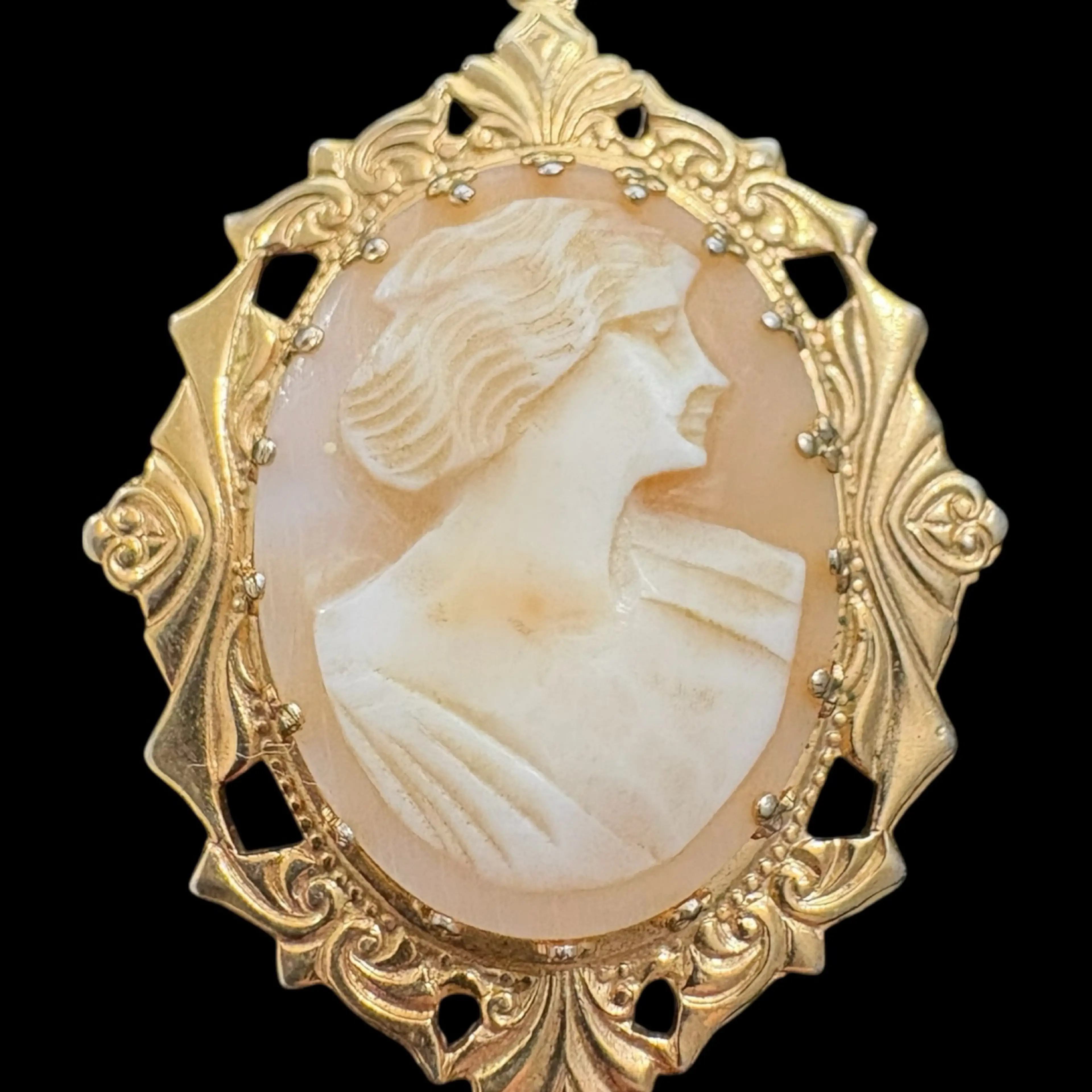 Image 1 of 3