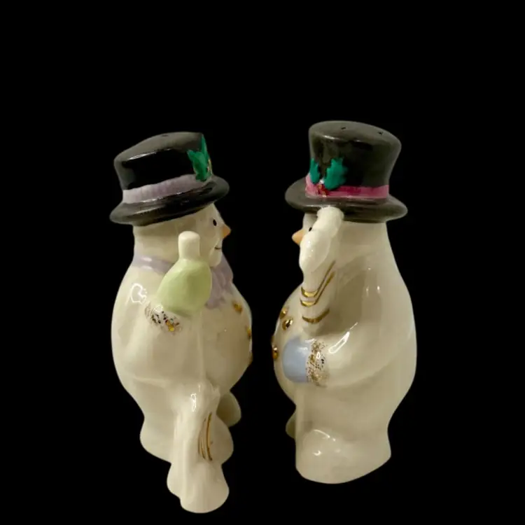 Lenox Jolly Snowmen Salt & Pepper Shakers Porcelain
4-1/2” T x 3” W