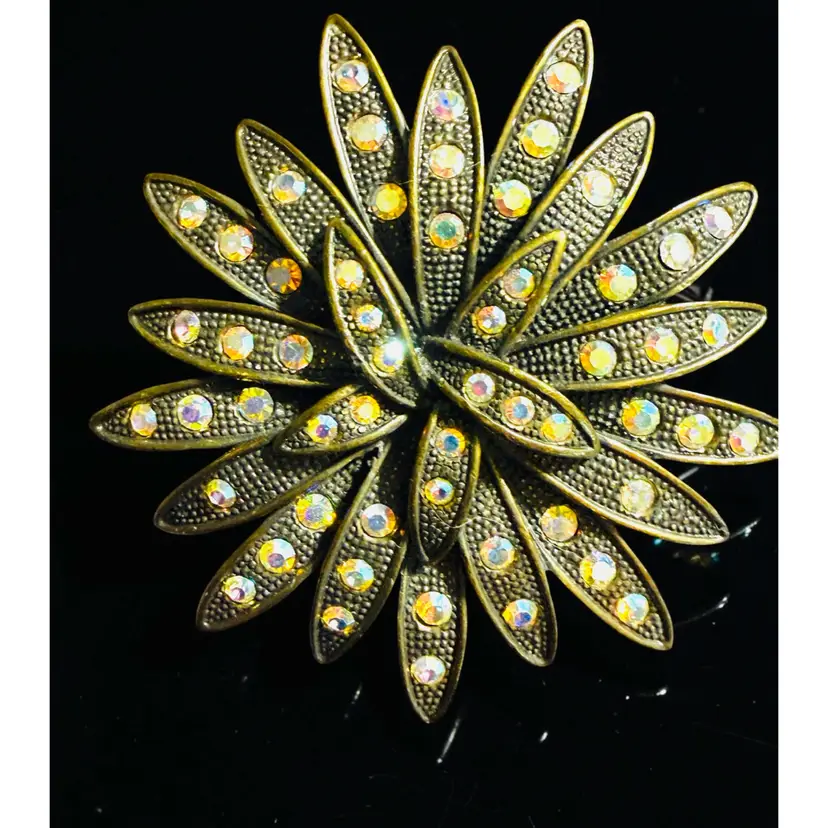 Vintage Brass Tone Crystal AB Aurora Borealis Rhinestone Flower Brooch - 2.2” Diameter