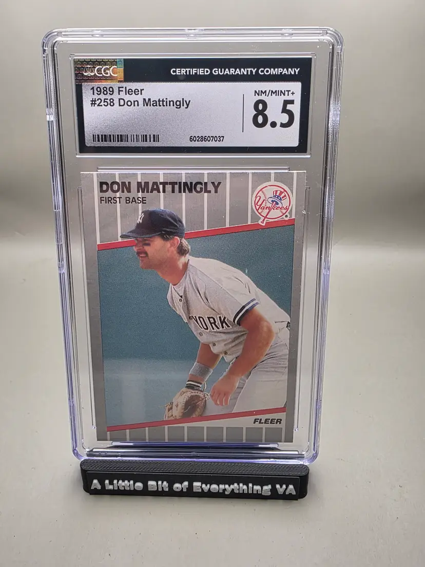 Don Mattingly #258 1989 Fleer CGC 8.5