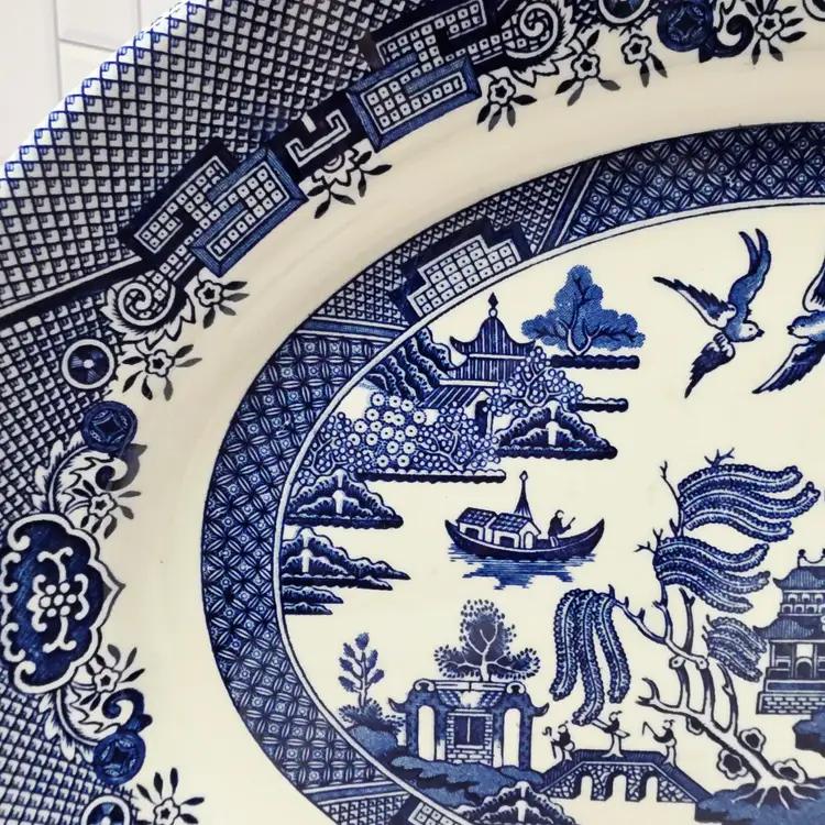 14" Oval Serving Platter by Churchill, Willow Blue (Georgian Shape) collection