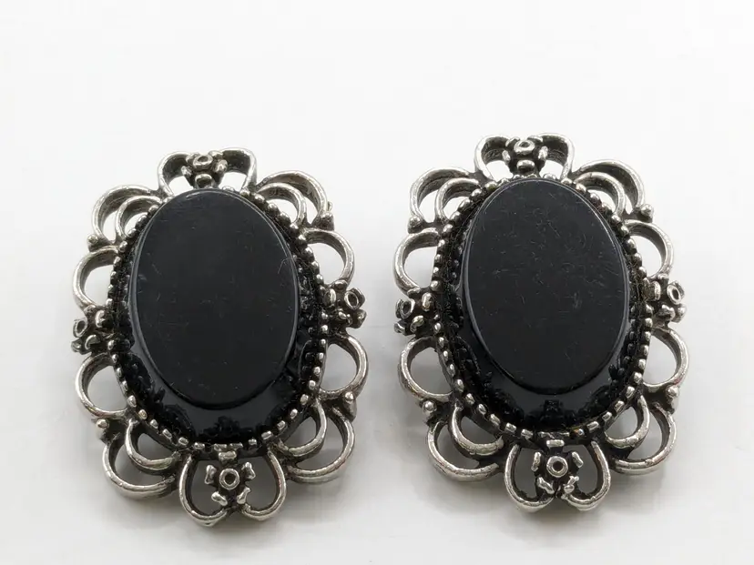 Vintage Emmons Clip On Earrings Faux Black Onyx Filigree Silver Tone