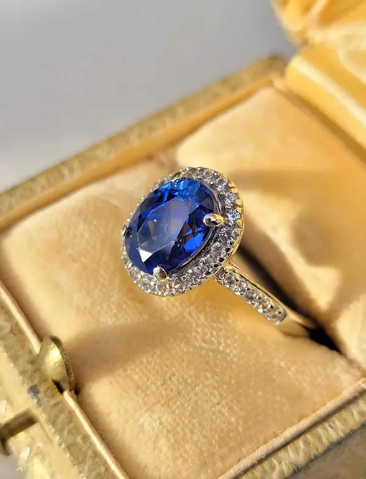 Vtg 10k White Gold Blue Sapphire Princess Di Style Oval Halo Ring Size 7 - 3g