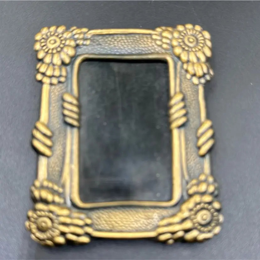 Vintage Brass Looking Finish Metal Picture Frame With Floral Design