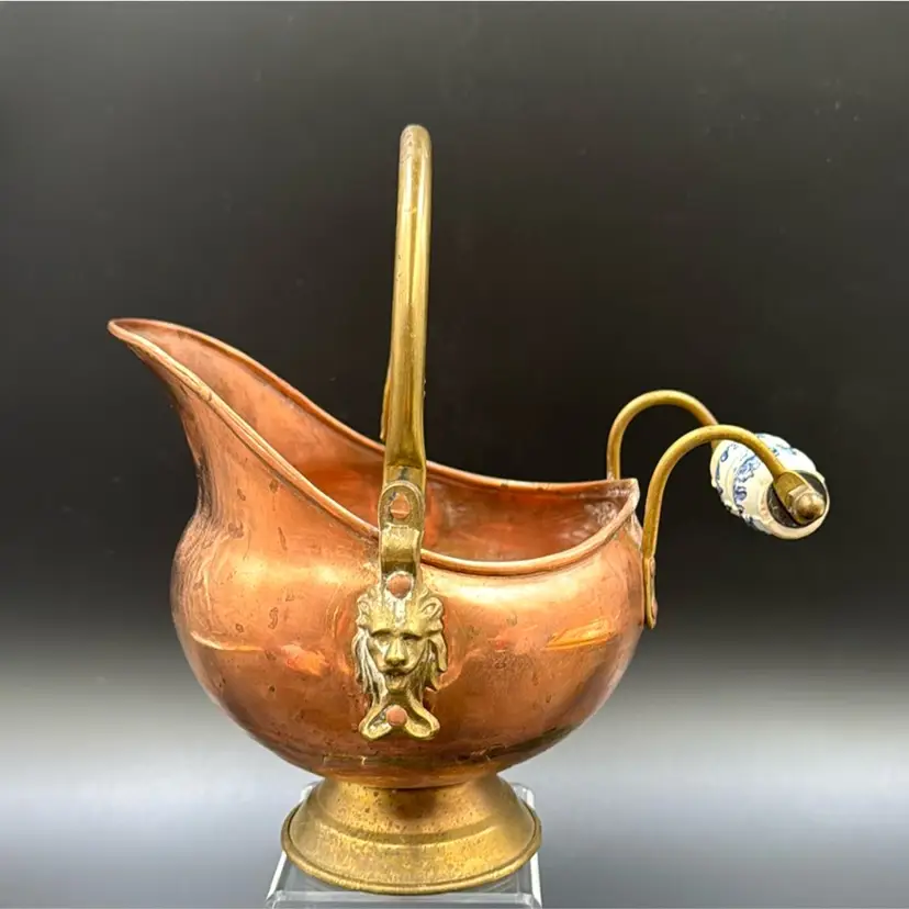 Vintage Copper Scuttle Coal Ash Bucket, Brass Lion Head With/Delft Handle