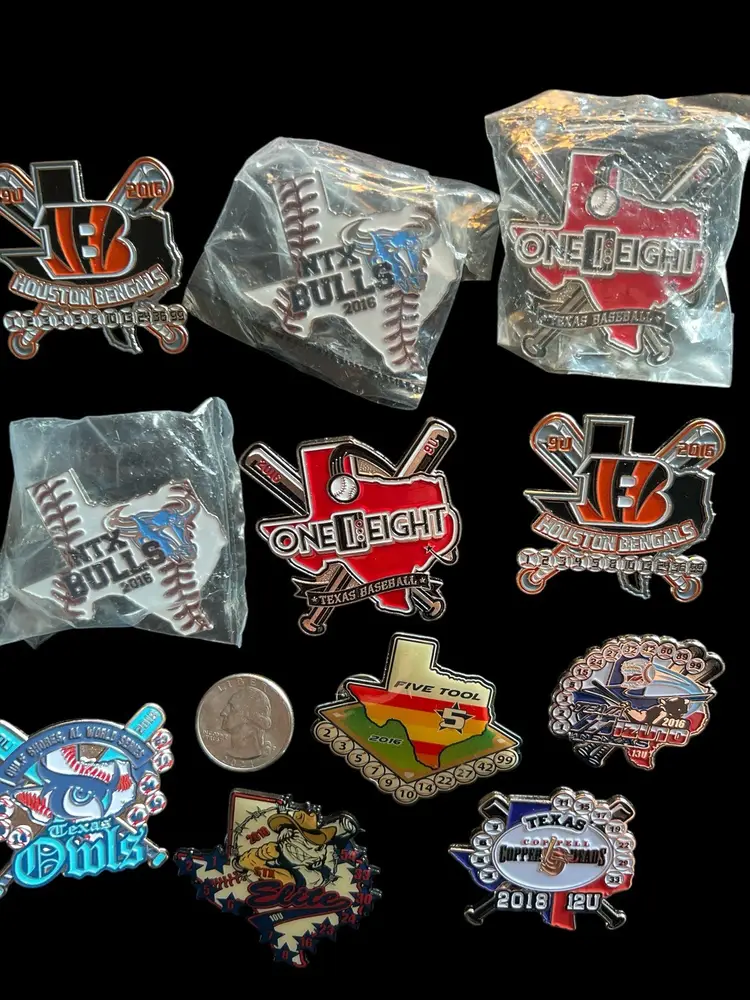 🤠TEXAS 🤠Collector Trading Pins Baseball Minor / Schools 11 Pins #D5-1