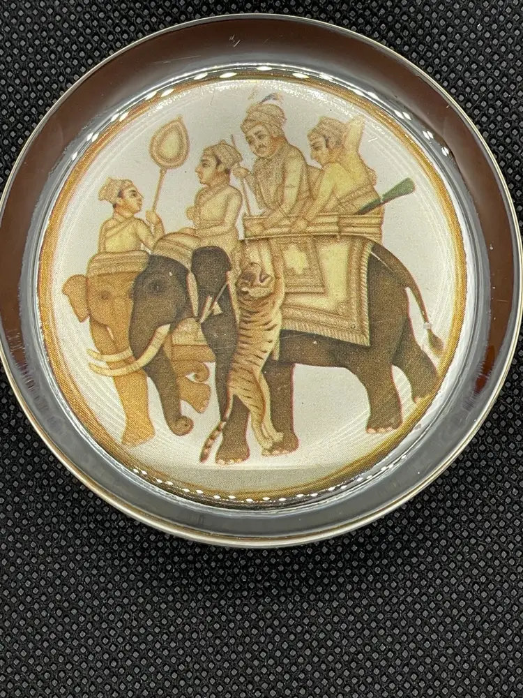 Vintage Nigel Pain Product Glass Dome Paperweight 