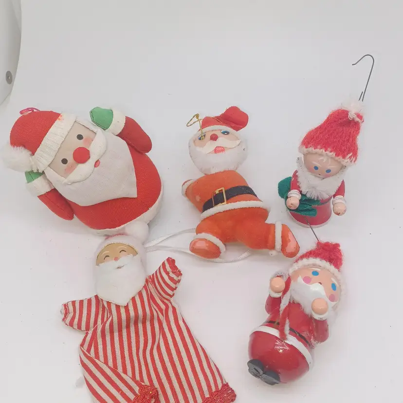 5-piece Vintage Santa ornaments blocked stuffed wooden