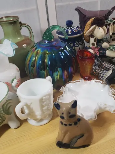 Knick-knacks, figurines and more 