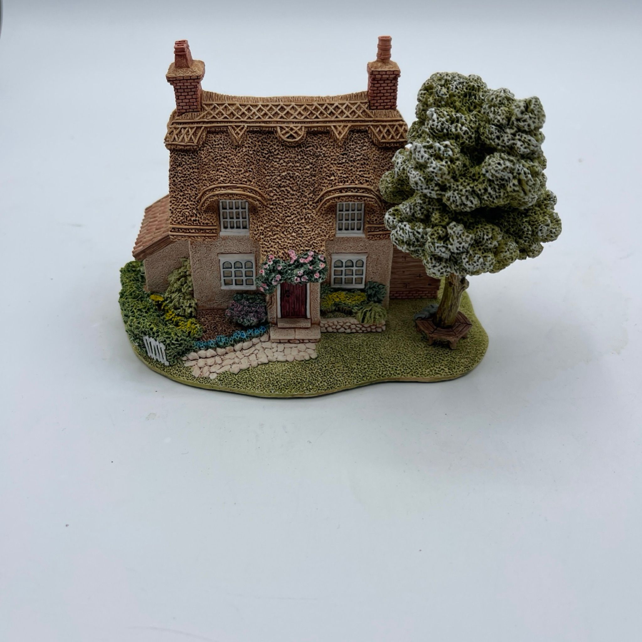 Niknax · lilliput lane cherry blossom cottage 5” x 4” England