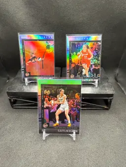 Caitin Clark 2025 Panini Chronicled Holofoil Lot