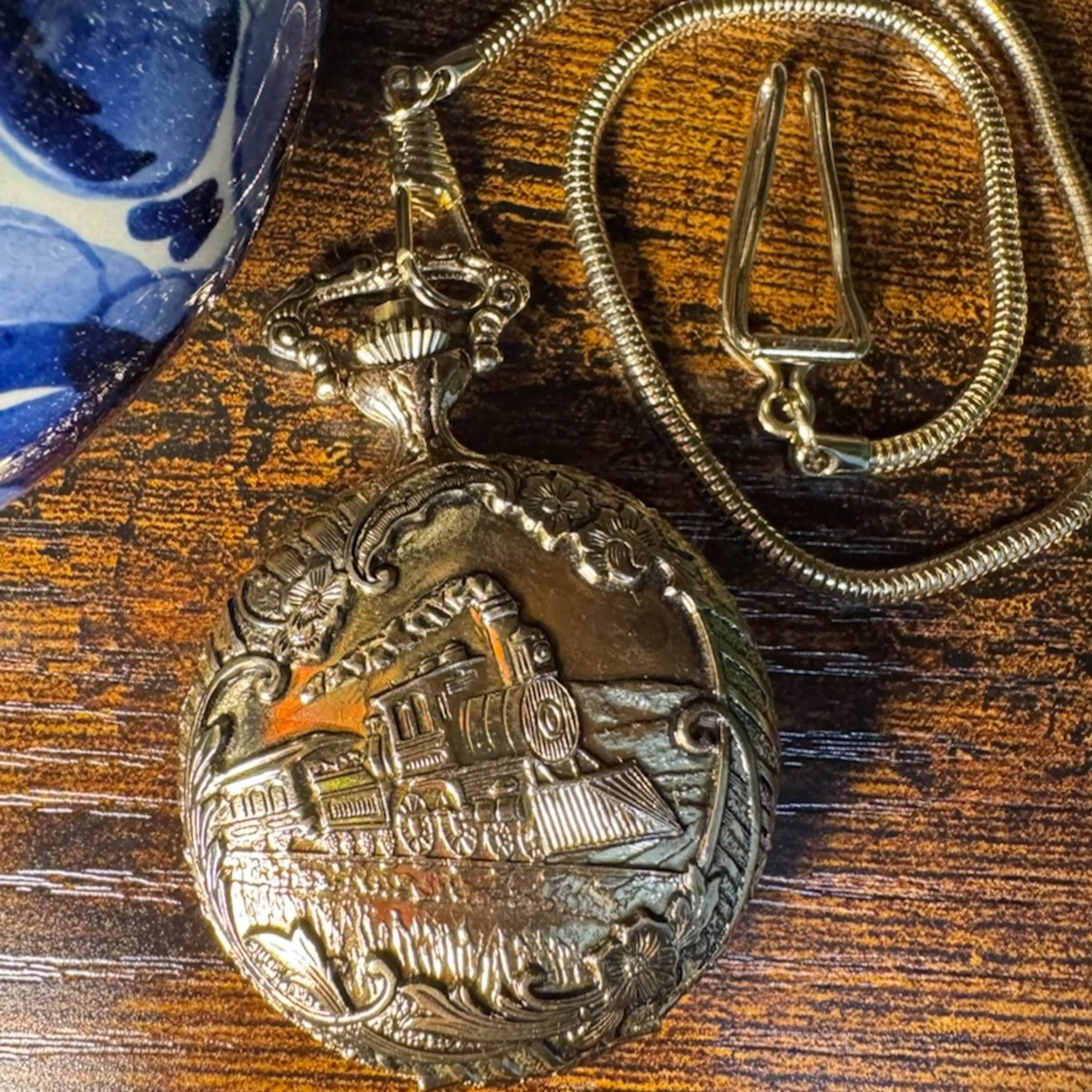Image 3 of 6