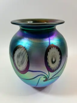 Robert Eickholt Iridescent Art Glass Vase Signed And Dated 1997 5”